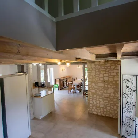 Maison Authentique Avec Piscine, Etang Privatif Et Confort Moderne En Dordogne - Fr-1-616-332 *